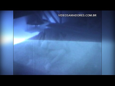 ❤️ Kinukunan ng asawang lalaki ang kanyang asawang kapitbahay at nalaman na siya ay isang cuckold Fucking video  sa porn tl.xxxshake.ru ☑